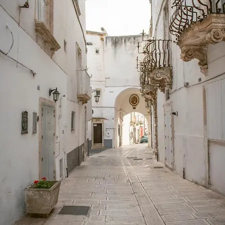 La Pietra Maga * Martina Franca